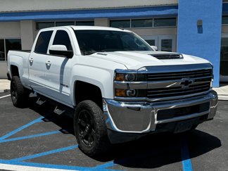 Used 2018 Chevrolet Silverado 2500 LT image 1