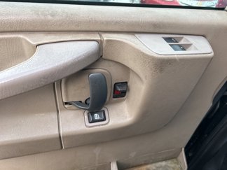 Used 2014 Chevrolet Express 3500 image 1
