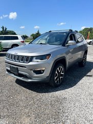 Used 2017 Jeep Compass Limited image 1