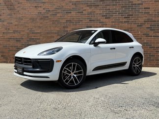 Used 2024 Porsche Macan image 1