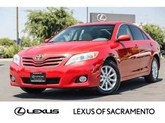 Used 2010 Toyota Camry XLE image 1