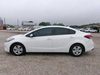 Used 2017 Kia Forte LX image 1
