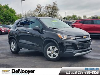 Used 2017 Chevrolet Trax LT w/ Driver Confidence Package image 1