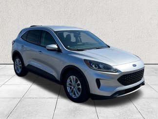 Used 2020 Ford Escape SE image 1