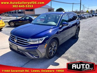 Used 2023 Volkswagen Tiguan SE image 1