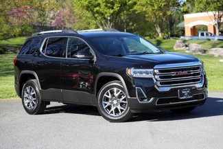 Used 2023 GMC Acadia SLT image 1