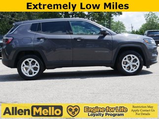 Used 2024 Jeep Compass Sport image 1