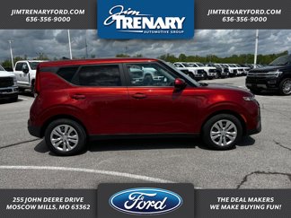 Used 2021 Kia Soul LX image 1