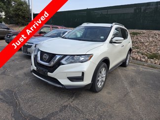 Used 2019 Nissan Rogue SV image 1
