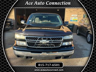 Used 2007 Chevrolet Silverado 1500 LT w/ Crew Cab Value Package image 1