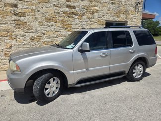 Used 2004 Lincoln Aviator Luxury image 1