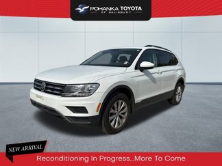 Used 2020 Volkswagen Tiguan S image 1