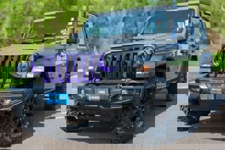 Used 2023 Jeep Wrangler Unlimited Sport image 1