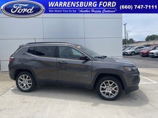 Used 2022 Jeep Compass Latitude image 1