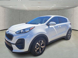 Used 2022 Kia Sportage LX image 1