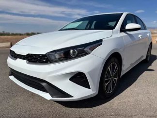Used 2023 Kia Forte LXS image 1