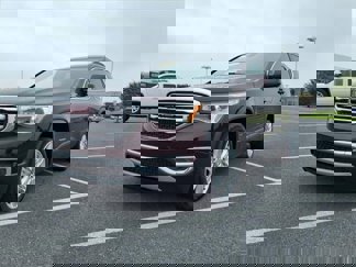 Used 2018 GMC Acadia SLE w/ LPO, Floor Liner Package image 1