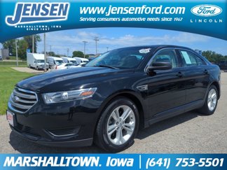 Used 2017 Ford Taurus SE image 1