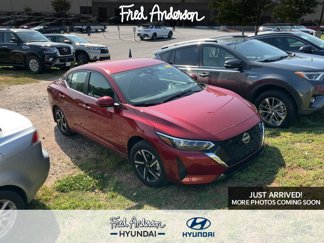 Used 2025 Nissan Sentra SV image 1