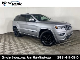 Used 2021 Jeep Grand Cherokee Laredo X image 1