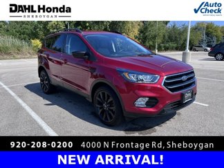 Used 2019 Ford Escape SE image 1
