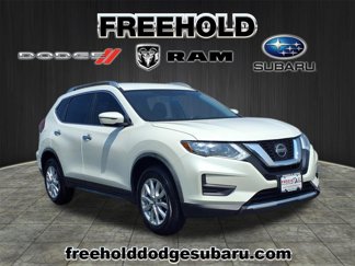 Used 2018 Nissan Rogue SV image 1