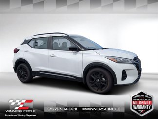 Used 2024 Nissan Kicks SR w/ SR Premium Package image 1