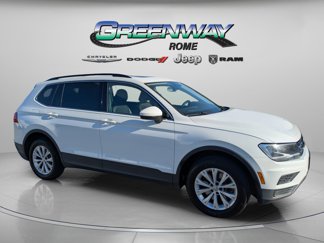 Used 2019 Volkswagen Tiguan SE w/ Panoramic Sunroof Package image 1