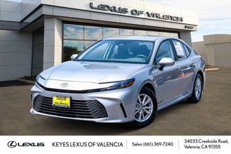 Used 2025 Toyota Camry LE image 1
