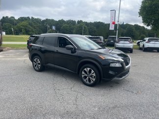 Used 2021 Nissan Rogue SV image 1