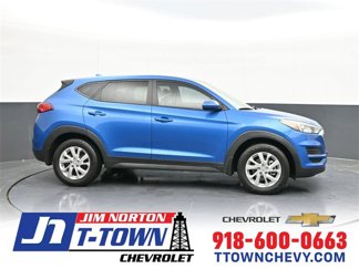 Used 2020 Hyundai Tucson SE image 1