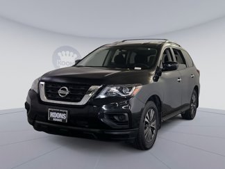 Used 2019 Nissan Pathfinder S image 1