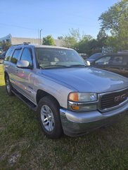 Used 2005 GMC Yukon SLE image 1
