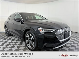 Used 2022 Audi e-tron Premium image 1