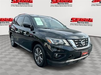 Used 2019 Nissan Pathfinder SV image 1