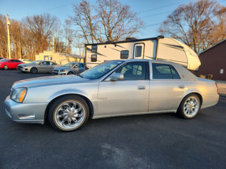 Used 2001 Cadillac De Ville DTS w/ Wood Trim Pkg image 1