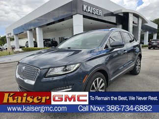 Used 2019 Lincoln MKC Reserve image 1