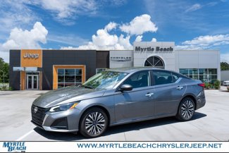 Used 2024 Nissan Altima 2.5 SV image 1