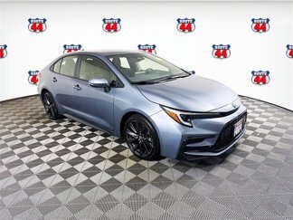 Certified 2023 Toyota Corolla SE image 1