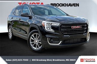 Used 2024 GMC Terrain SLT image 1
