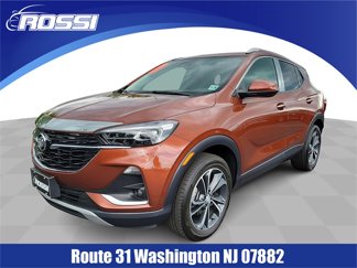 Certified 2021 Buick Encore GX Essence image 1