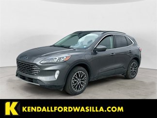 Used 2022 Ford Escape Titanium w/ Class II Trailer Tow Package image 1