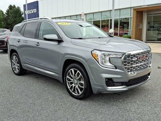 Used 2023 GMC Terrain Denali w/ Denali Premium Package image 1