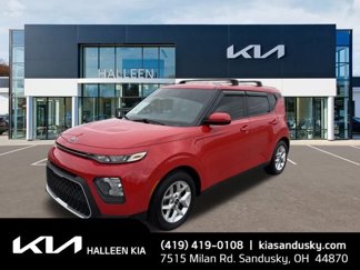 Certified 2021 Kia Soul S image 1