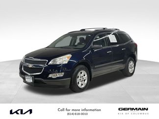 Used 2011 Chevrolet Traverse LS image 1