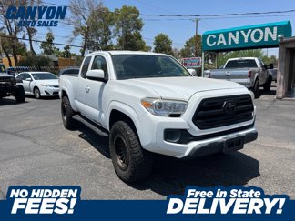 Used 2017 Toyota Tacoma SR image 1