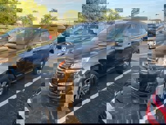 Certified 2017 Chevrolet Traverse LT image 1