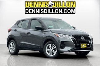New 2025 Nissan Kicks Play S image 1
