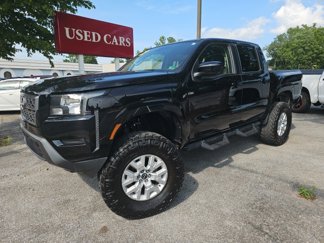 Used 2022 Nissan Frontier SV image 1