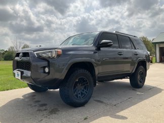 Used 2015 Toyota 4Runner SR5 Premium image 1
